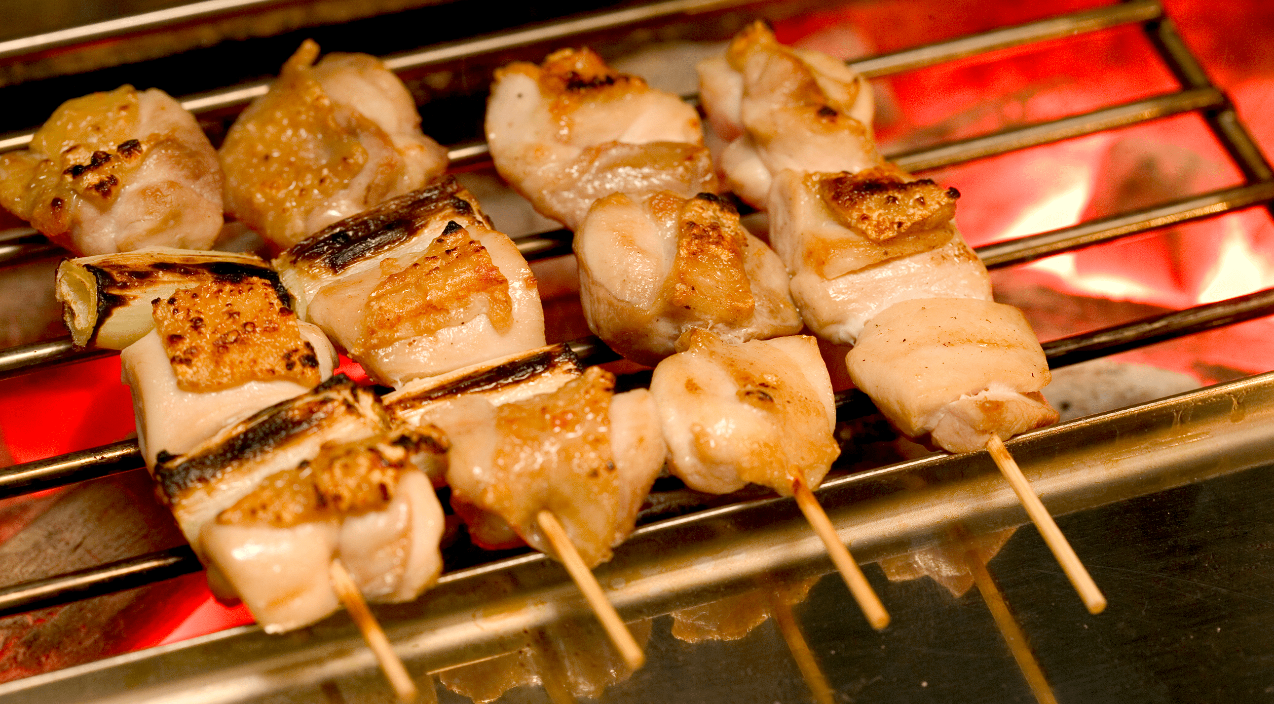 調理中の焼き鳥